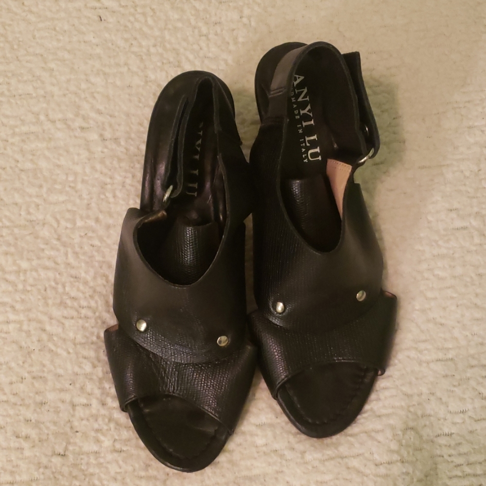 Vero Cuoio ANYI LU Handmade sandals